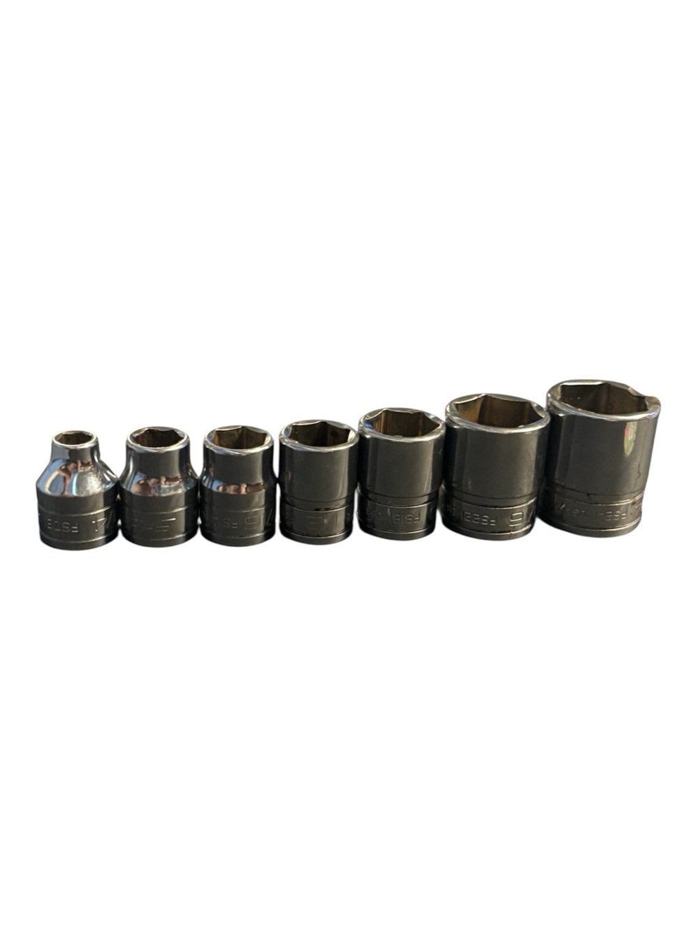 Snap-On 6 Point Sockets 1/4, 3/8, 1/2, 7/16 , 9/16, 11/16, 3/4 (lot Of 7)